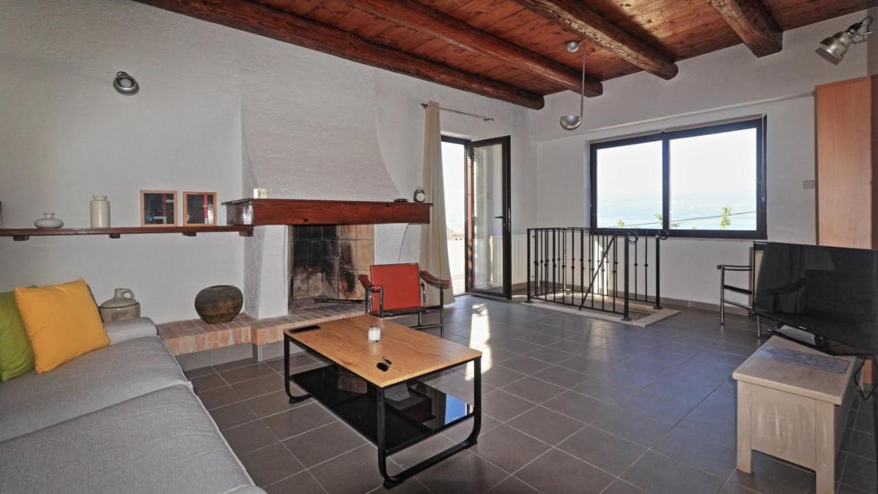 Villa Two Olives Vrbnik  Esterno foto