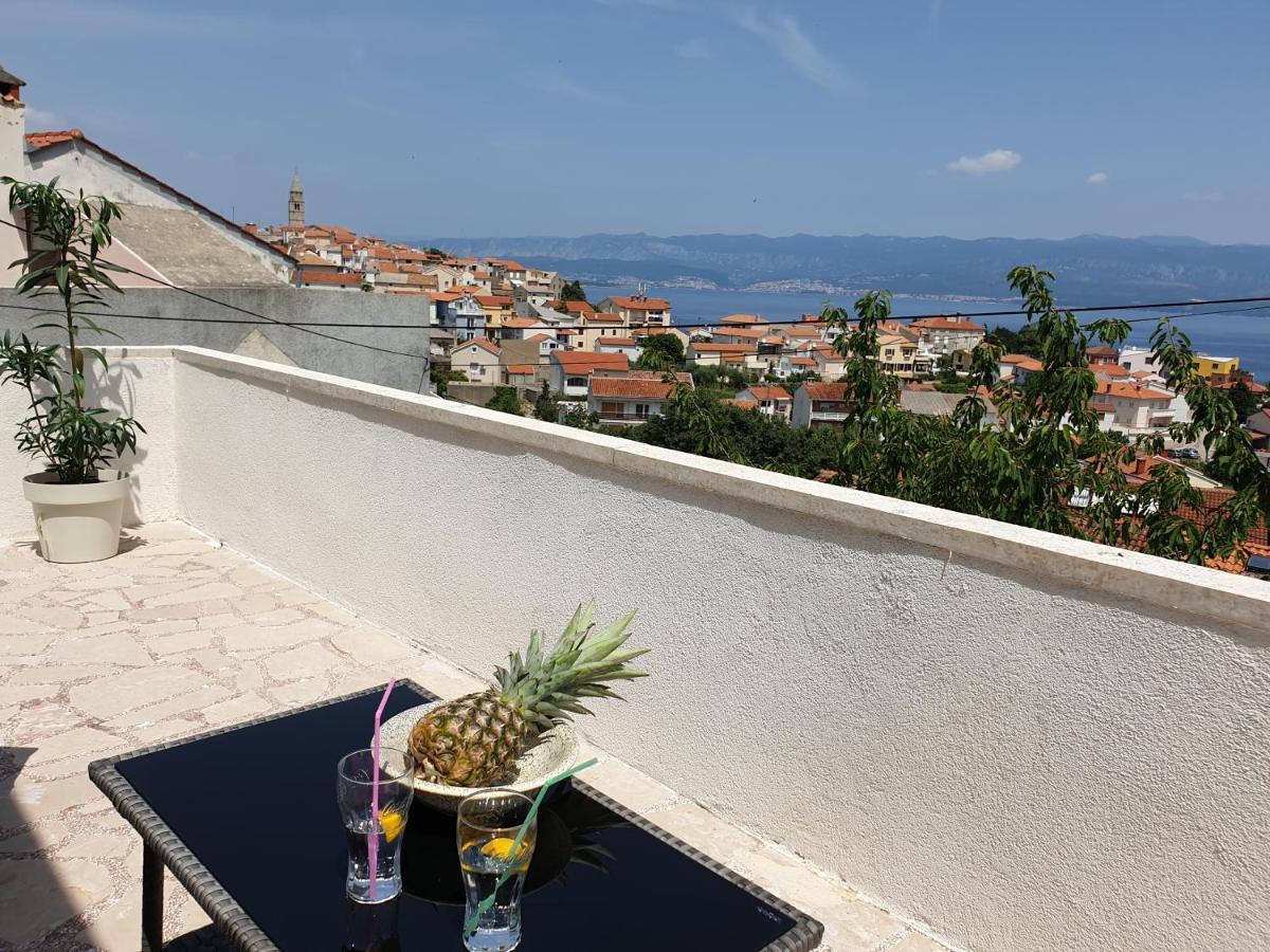 Villa Two Olives Vrbnik  Esterno foto