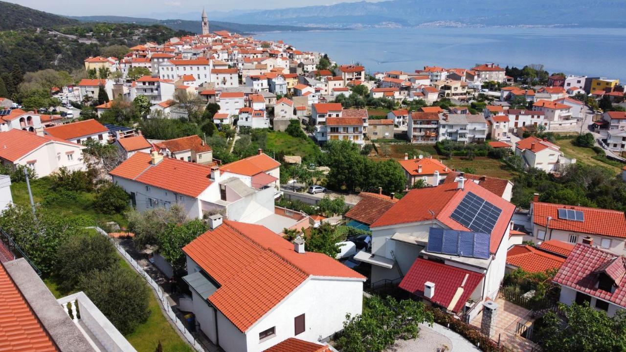 Villa Two Olives Vrbnik  Esterno foto